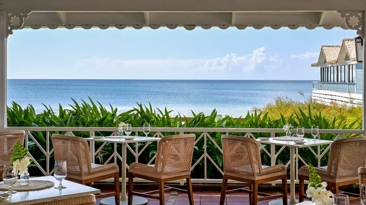 Sandals Halcyon Beach